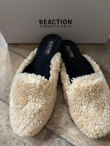 Kenneth Cole Sherpa Slides - Size 7